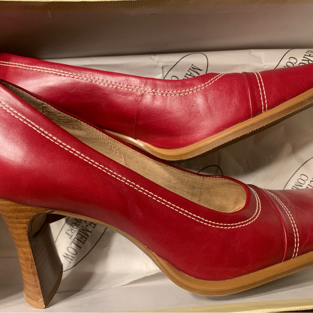 ❤️🔥New red leather heel shoe in box HushPuppies❤️